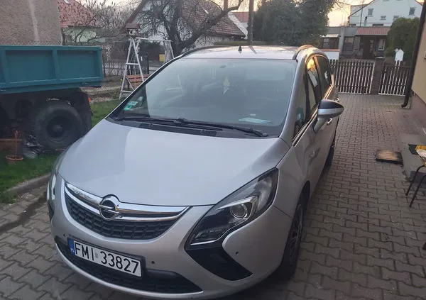 opel opatów Opel Zafira cena 23400 przebieg: 289500, rok produkcji 2012 z Opatów